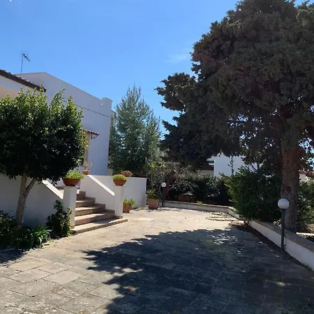 La Casa Di Alessandra Hotel *