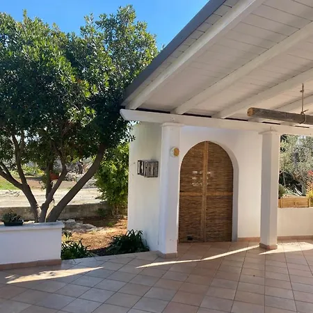 La Casa Di Alessandra Hotel *